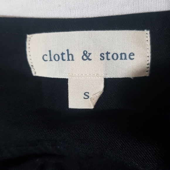 Cloth & Stone Anthropologie Cold Shoulder Button Down Blouse - Picture 9 of 12